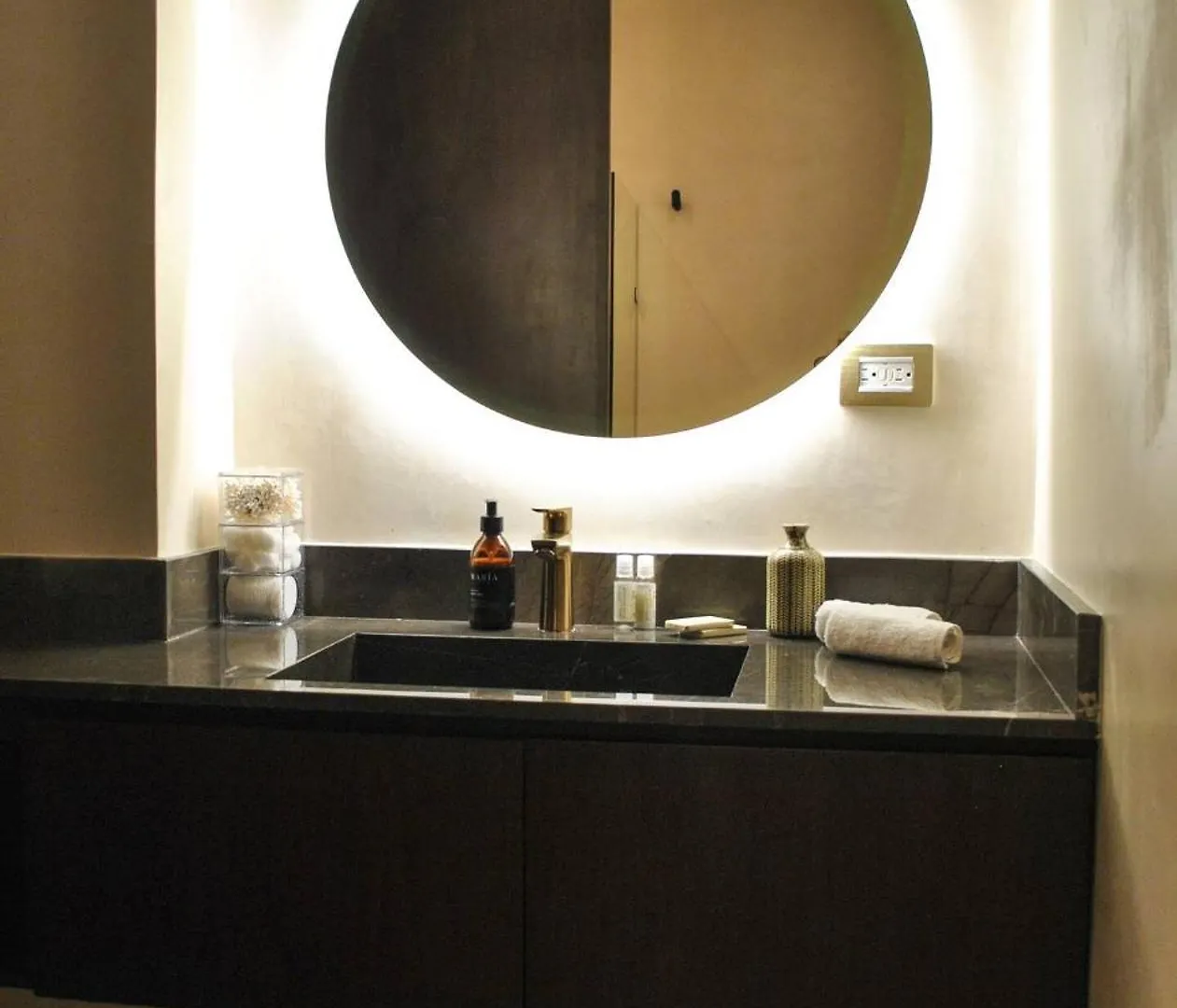 Upscale Condo Desirable Location Tulum Apartamento