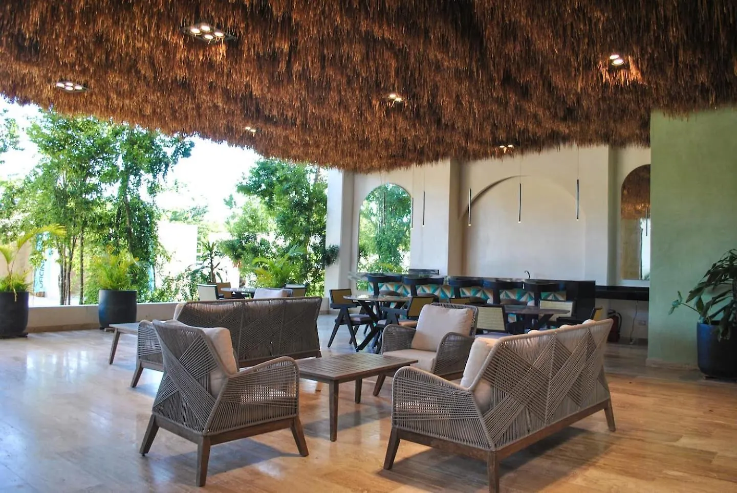 Upscale Condo Desirable Location Tulum México