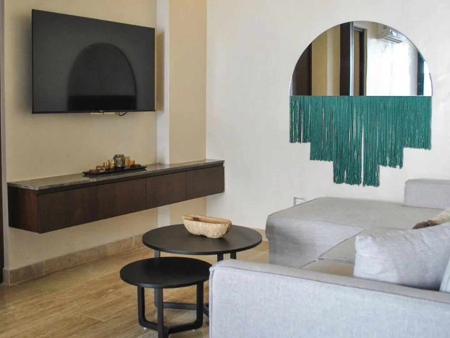 Upscale Condo Desirable Location Tulum Apartamento